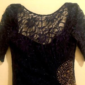 Beautiful Xscape navy blue dress! 👗